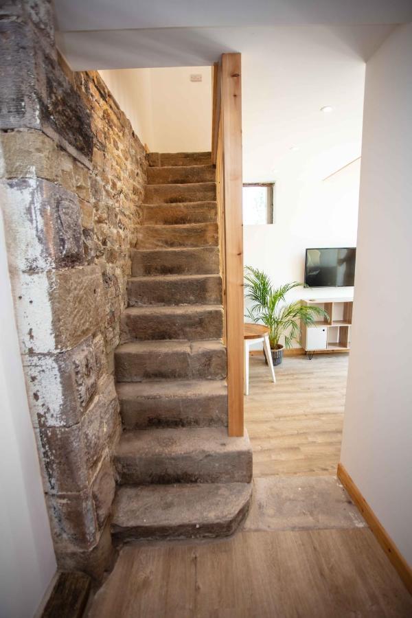 Ferienwohnung Stunning Stone Coach House Marple Exterior foto